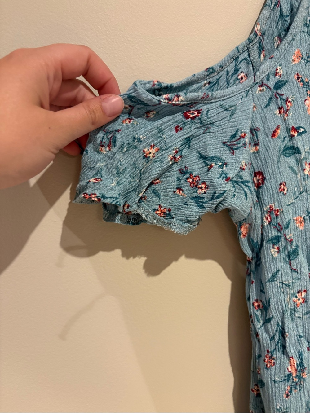 Blue Floral Cold-Shoulder Button-Front Cami - Picture 8 of 12